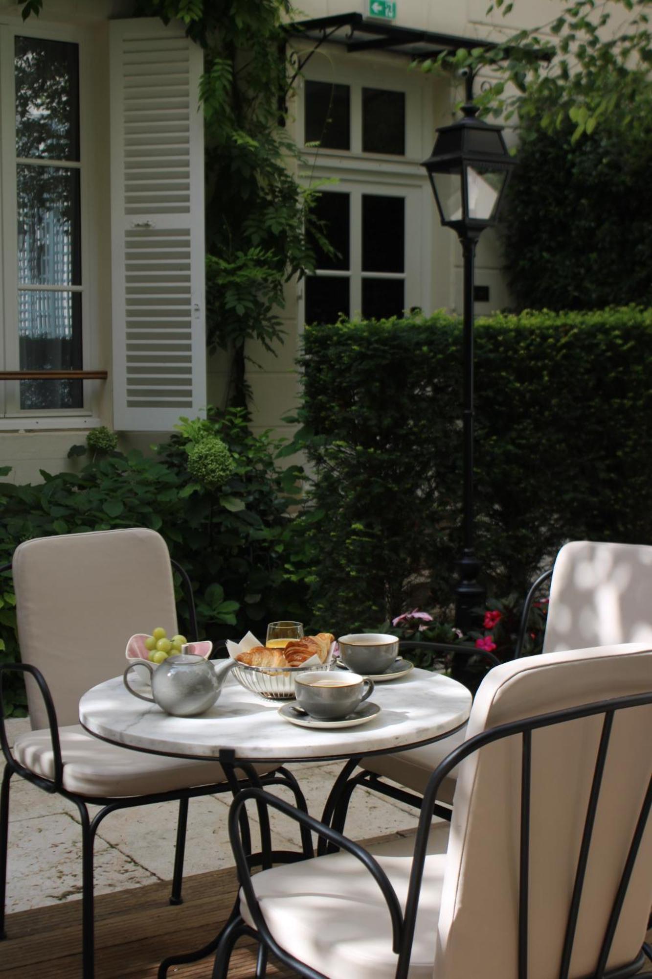 Hotel Lord Byron Parigi