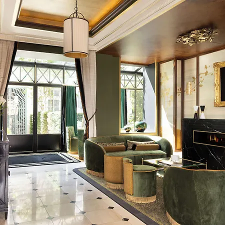 Lord Byron Hotel 4*