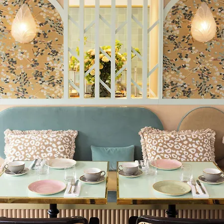 Hotel Lord Byron Parigi