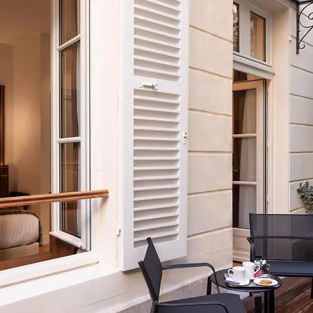 Lord Byron Hotel 4*