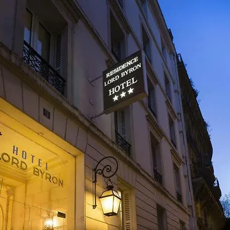 Lord Byron Parigi