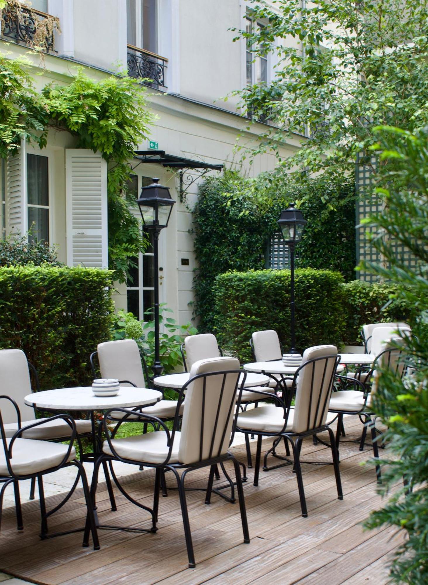 Lord Byron Hotel